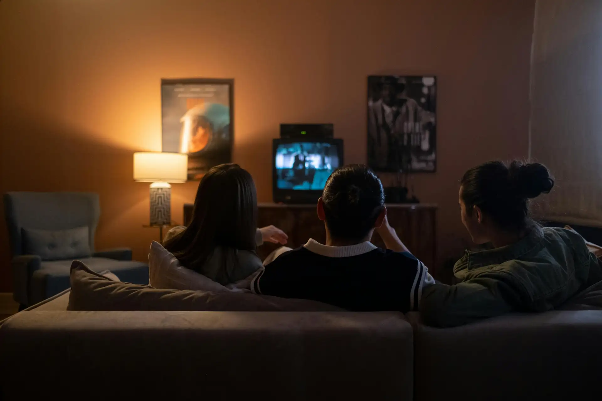 Premium IPTV service streaming 4K live TV channels, sports and movies - IPTVWO